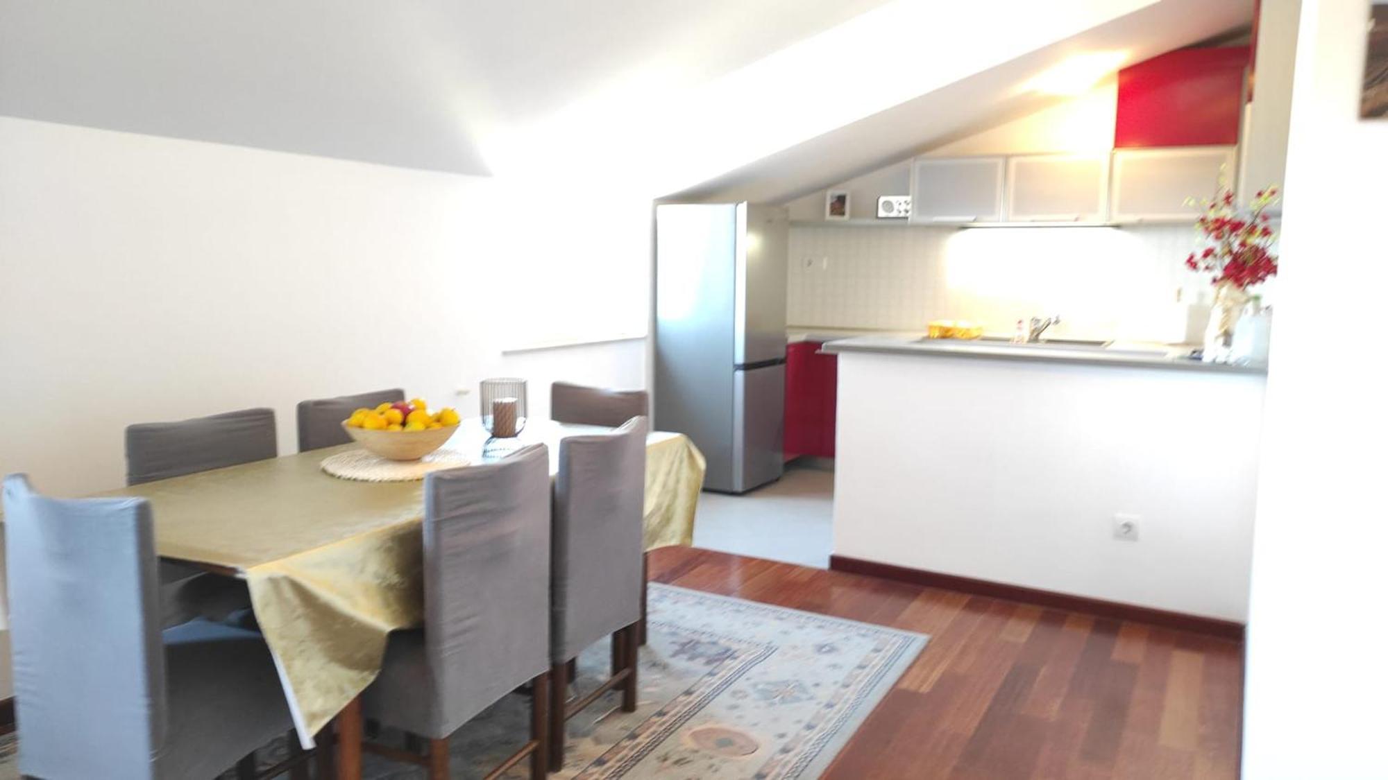 Luxury City Centre Apartment With Stunning View Omiš Buitenkant foto