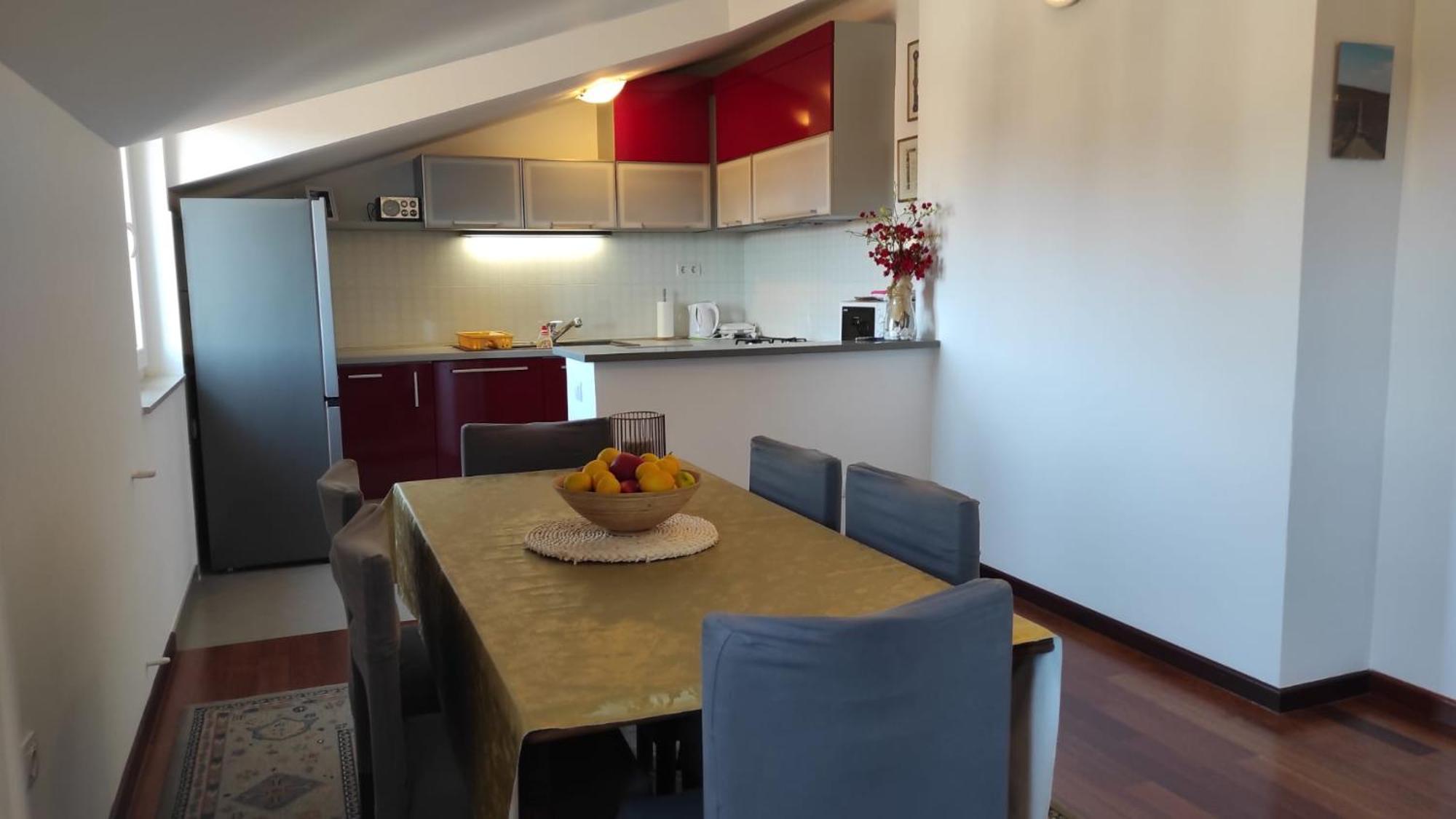 Luxury City Centre Apartment With Stunning View Omiš Buitenkant foto